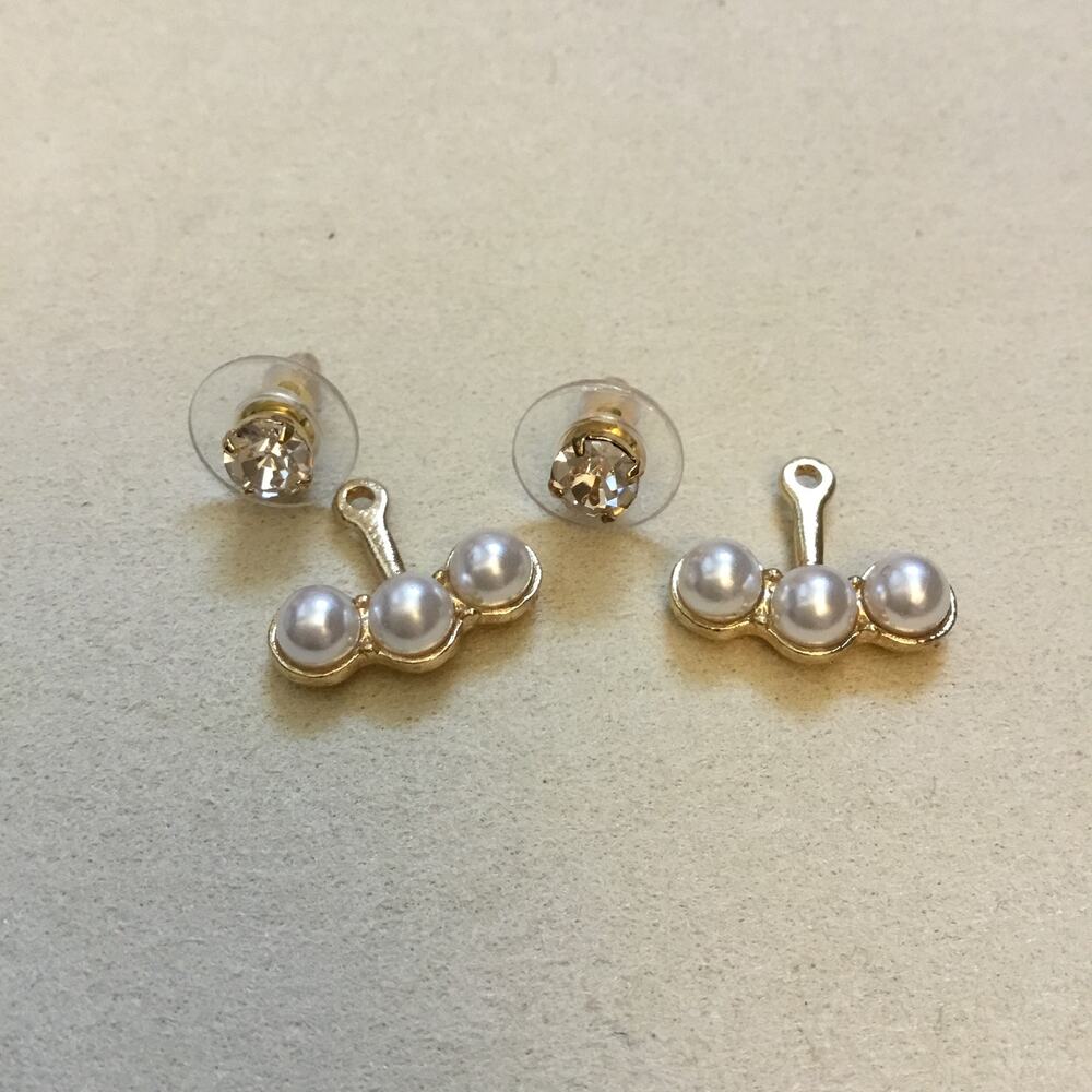 Front Back Gold Tripple Pearl Faux Diamond Stud Earrings - Picture 4 of 8